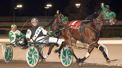 Thats Extra in the Northlands Park Filly Pace - Ryan Haynes/Coady Photo